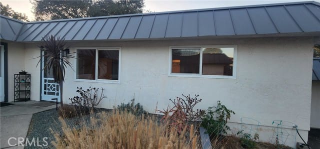 1505 El Camino Real