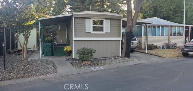 567 E Lassen