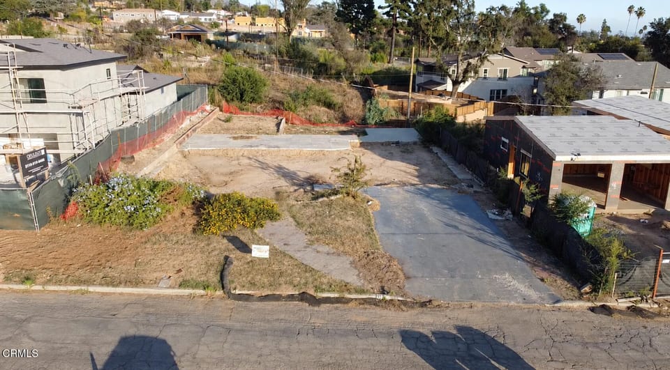 3112 Highview Avenue