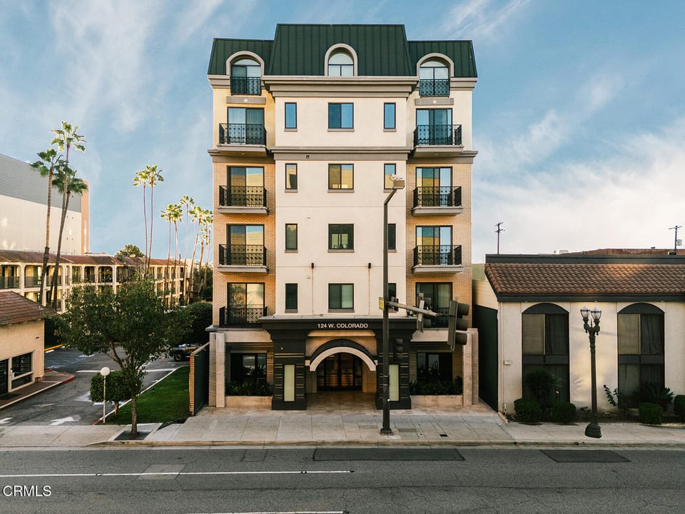 124 West Colorado Street