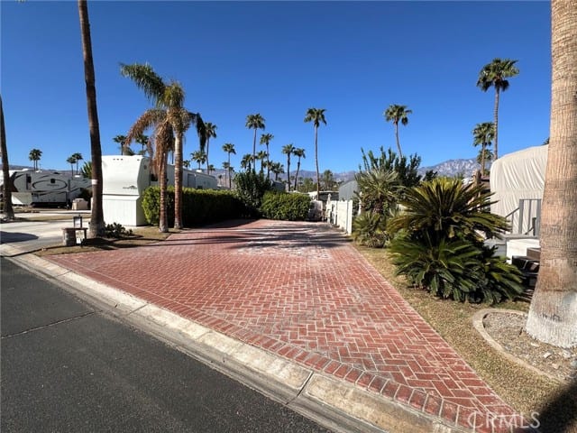 69411 Ramon Road
