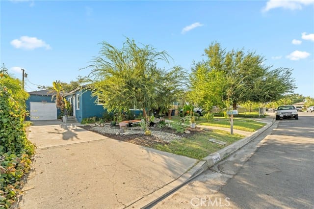 2325 Barnett
