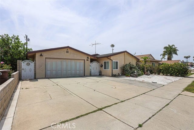 1762 West Minerva