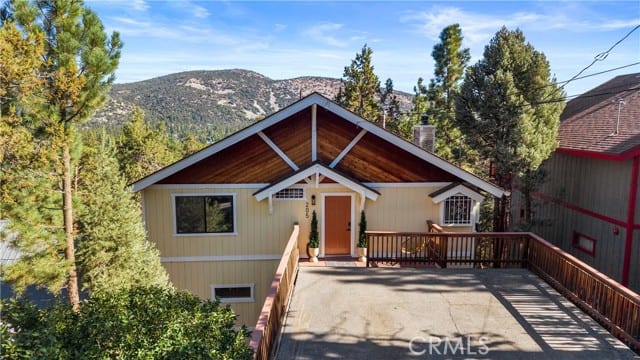 205 East Starr Drive