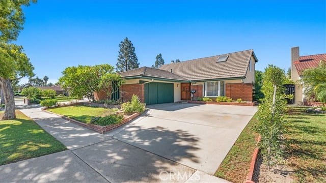17213 Alfred Avenue
