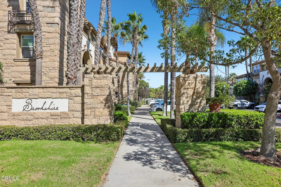 209 Riverdale Court