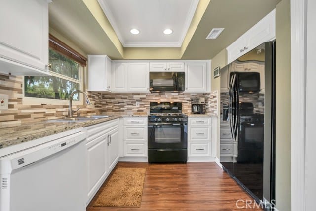 500 North Tustin Avenue