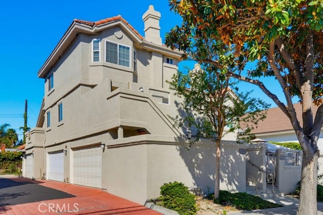 3259 West Ball
