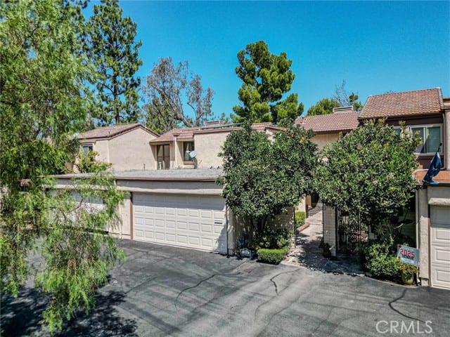 304 South Vista Del Canon