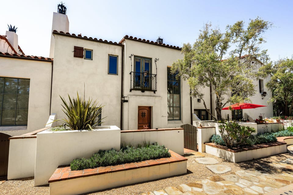 1011 Rinconada Road B, SANTA BARBARA, CA 93101