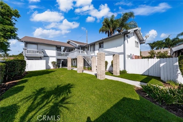 111 North Stanford Avenue, Fullerton, CA 92831