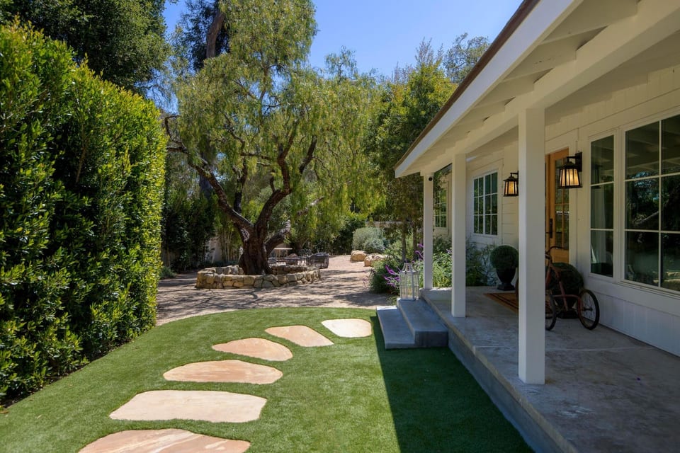 487 Hot Springs Road, SANTA BARBARA, CA 93108
