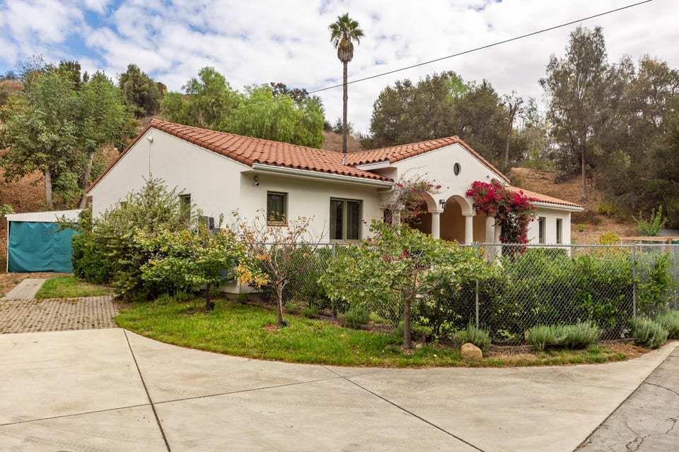 1016 Ocean Vista Lane
