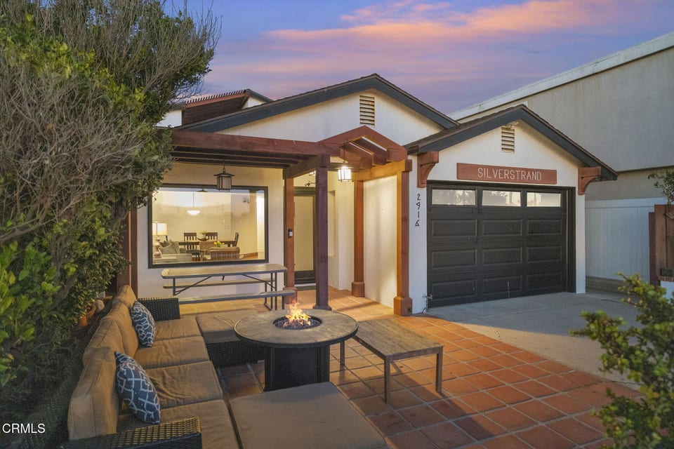 2916 Lakeshore Court, Oxnard, CA 93035