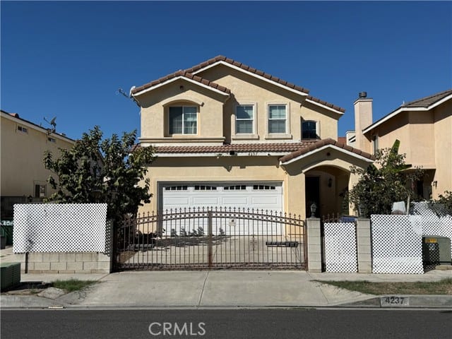 4237 Walnut