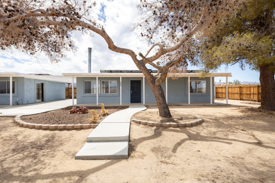 3883 Hilltop Drive