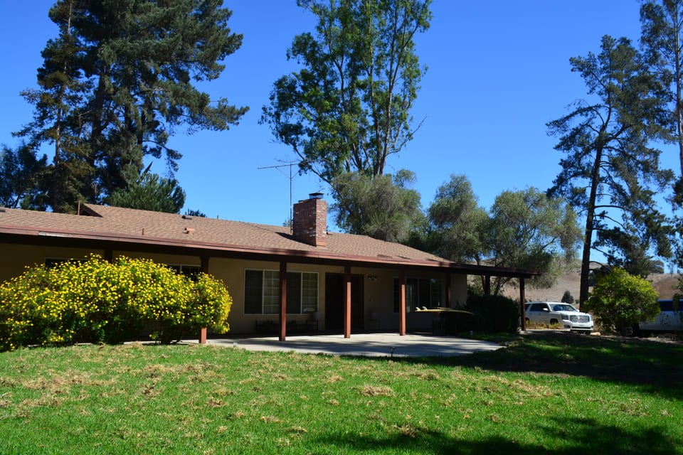 1115 W Highway 246