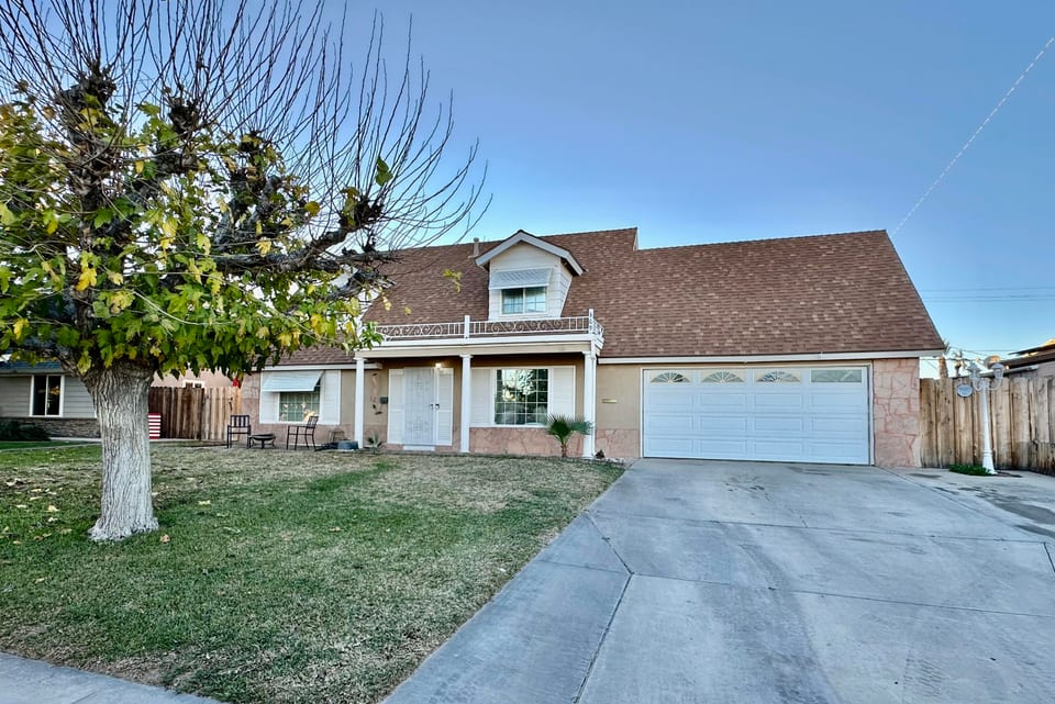 369 N 10th Street