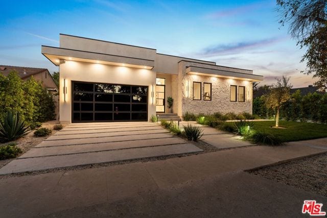 5814 Graves Avenue, Encino, CA 91316