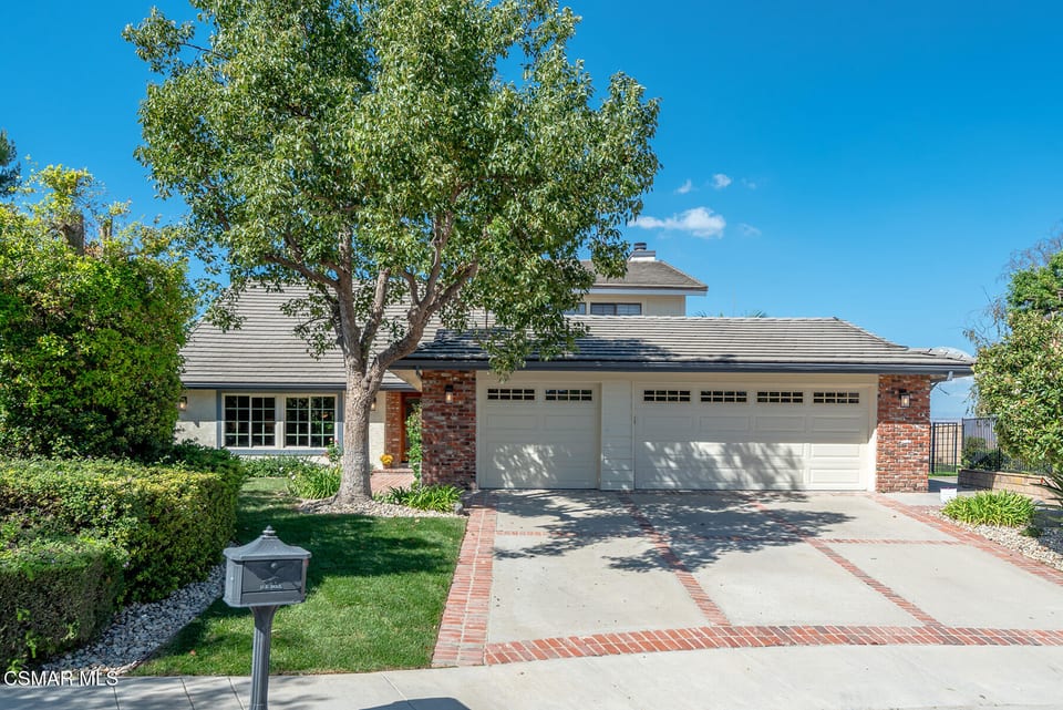 3877 Sunset Knolls Drive