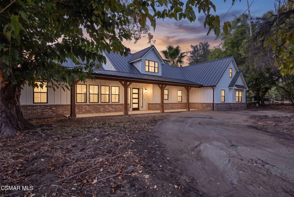 5631 Foothill Drive, Agoura Hills, CA 91301