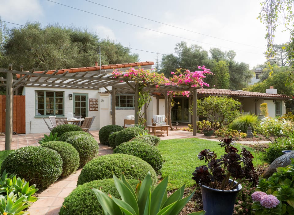 489 Mountain Drive