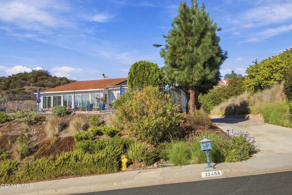 32458 Saddle Mountain Drive