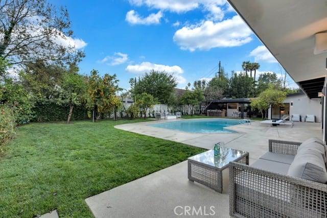 5330 Dubois Avenue